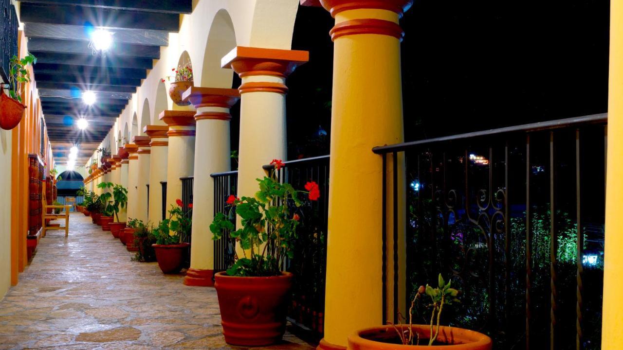 Hotel Rincon Del Arco Сан-Кристобаль-де-Ла-Касас Экстерьер фото