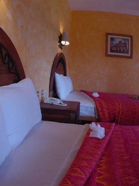 Hotel Rincon Del Arco Сан-Кристобаль-де-Ла-Касас Экстерьер фото